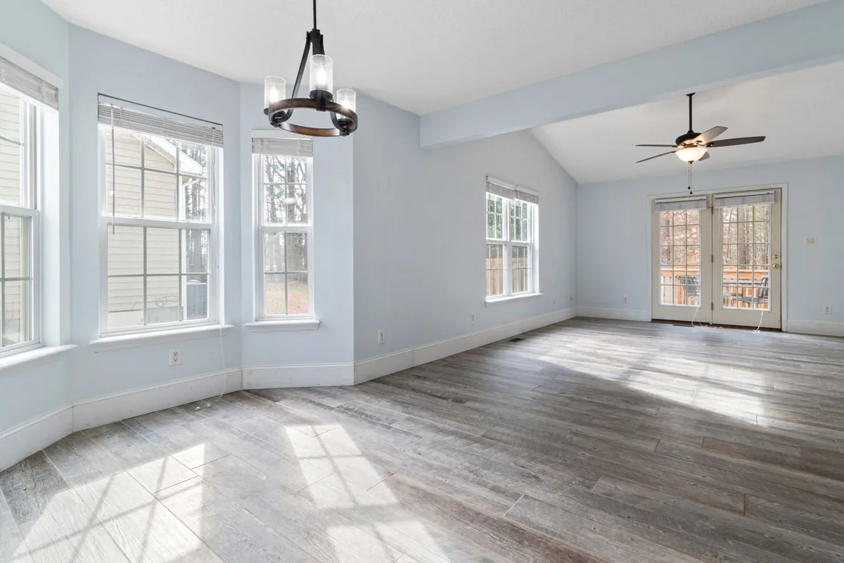Clean, safe room after biohazard cleanup in Baisley Park, New York, NY